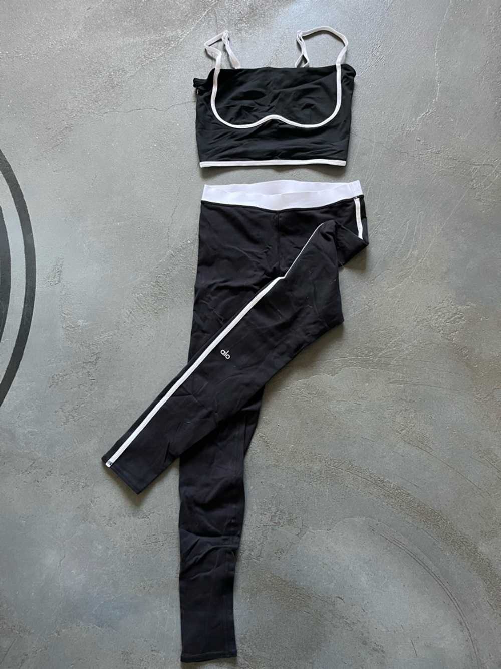 ALO Yoga Black and White High-Rise Leggings with Contrast Stripe